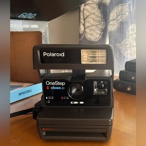 Impossible Polaroid 600 OneStep CloseUp Camera